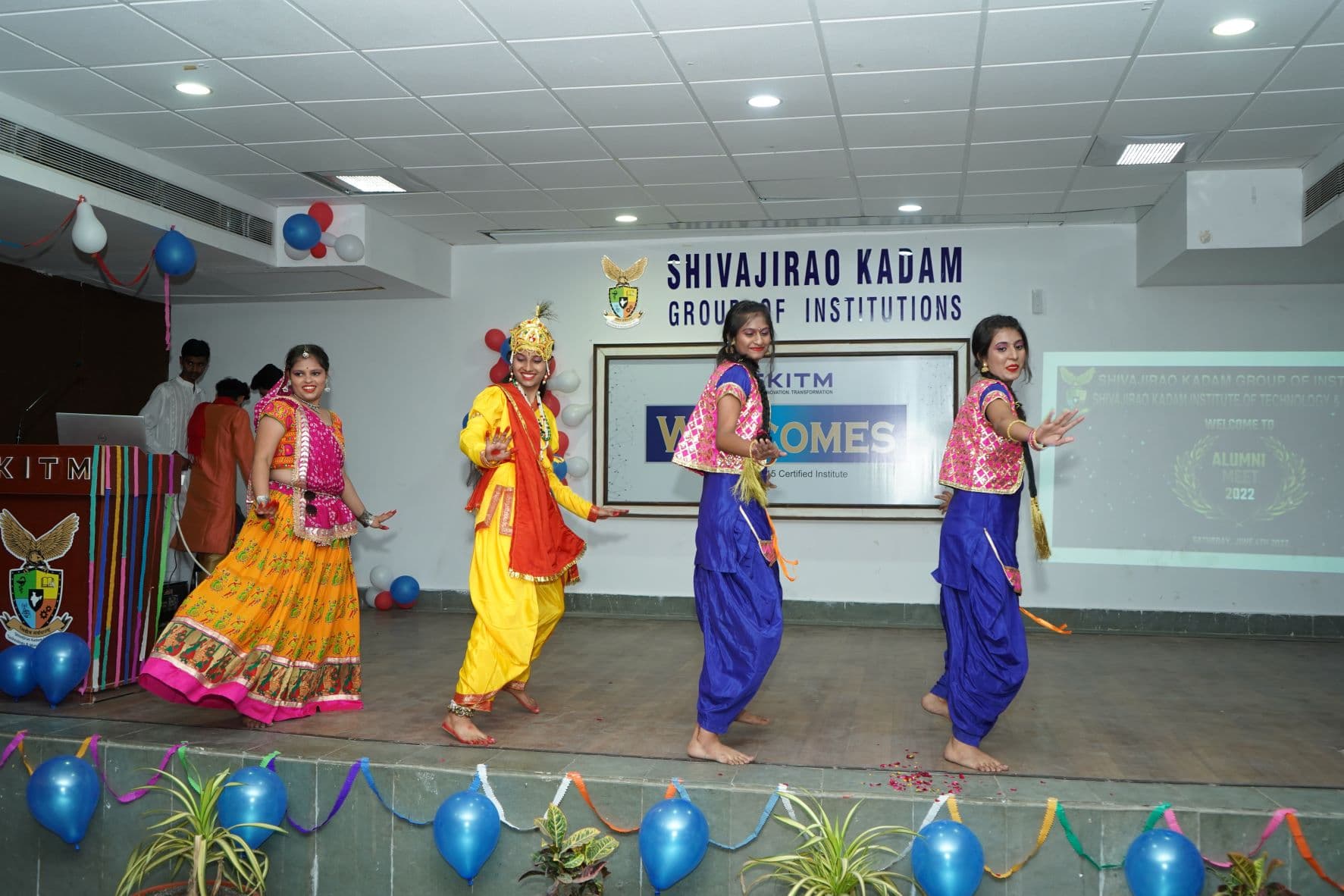 Shivajirao Kadam Group of Colleges Indore Alumni Meet 2022 photo 11